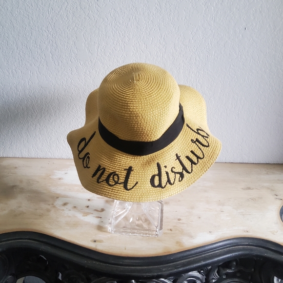 Do Not Disturb Hat - Picture 2 of 2